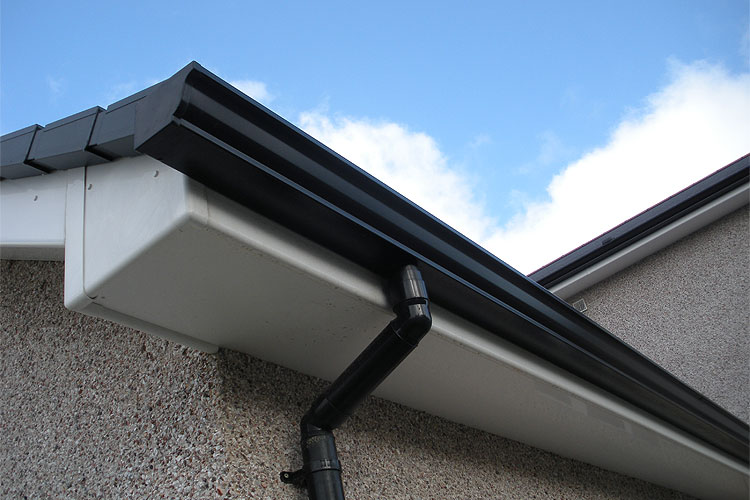 How to Replace Fascia Wood Under Homes Gutters - Home Guides